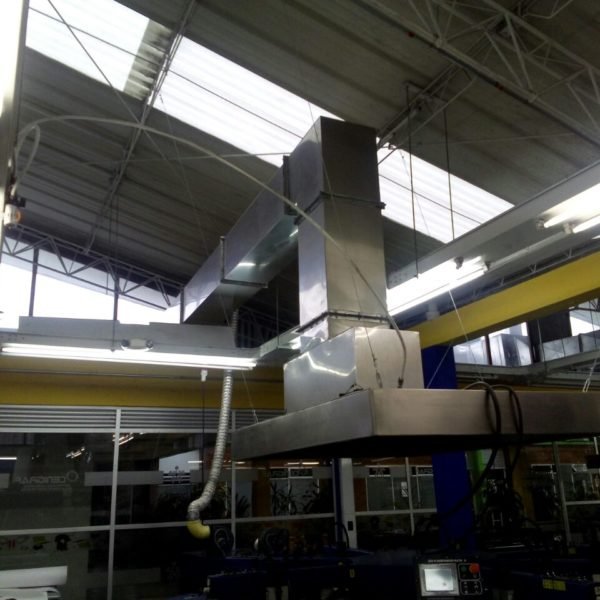campana-plana-con-filtro-en-carbon-industrial